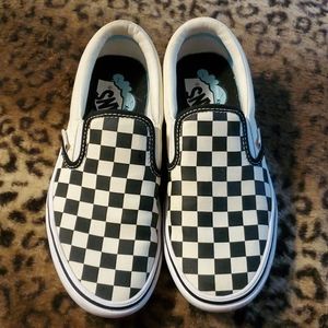 NWOT Checkered ComfyCush Vans